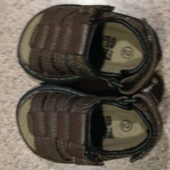 Faded Glory unisex size 2 brown sandals with hook & loop action flex - Picture 7 of 9